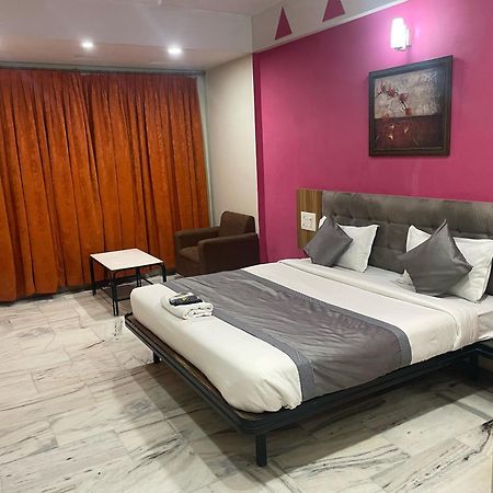 Hotel Vrandavan Nagpur Exterior foto