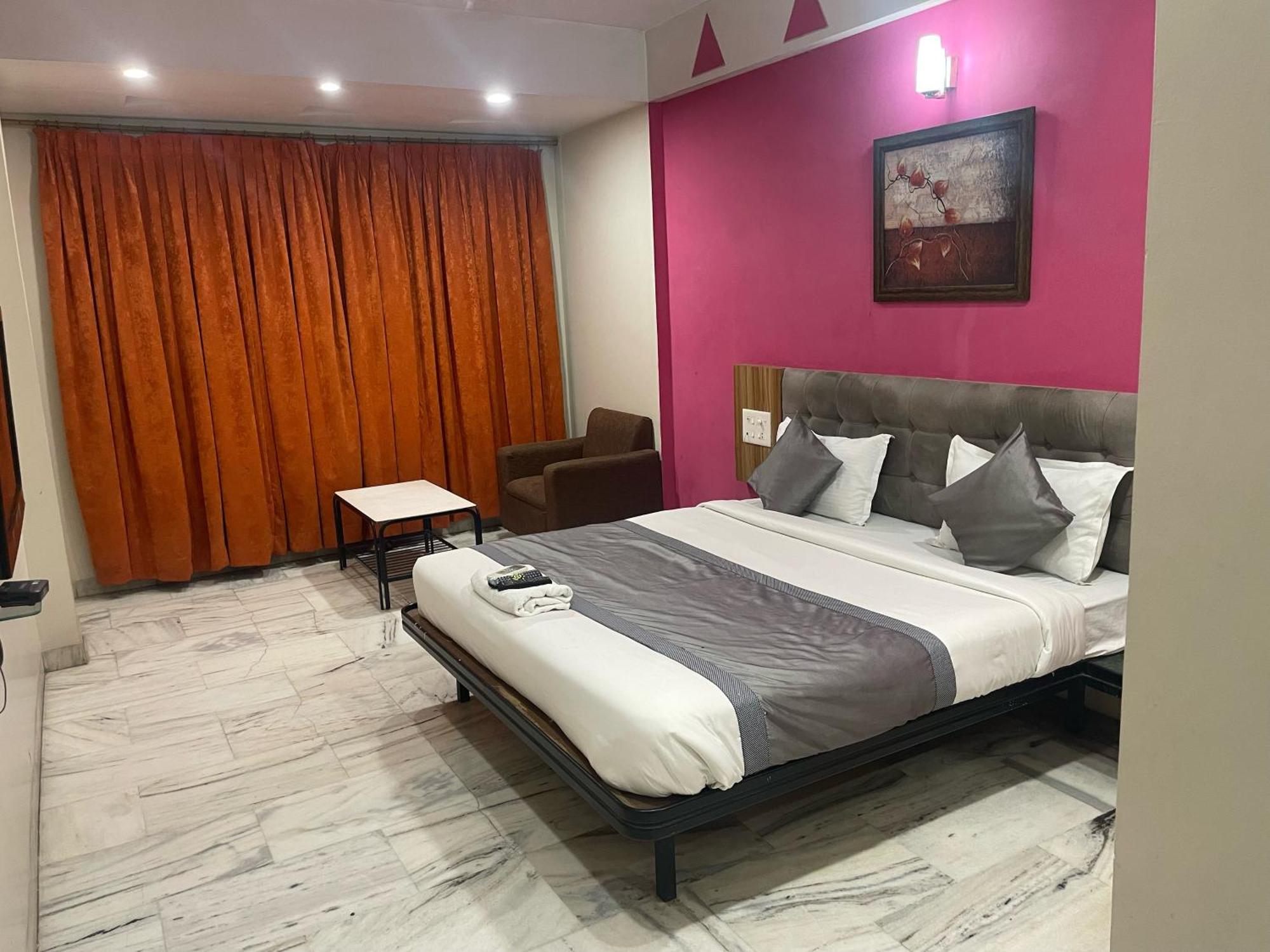 Hotel Vrandavan Nagpur Exterior foto