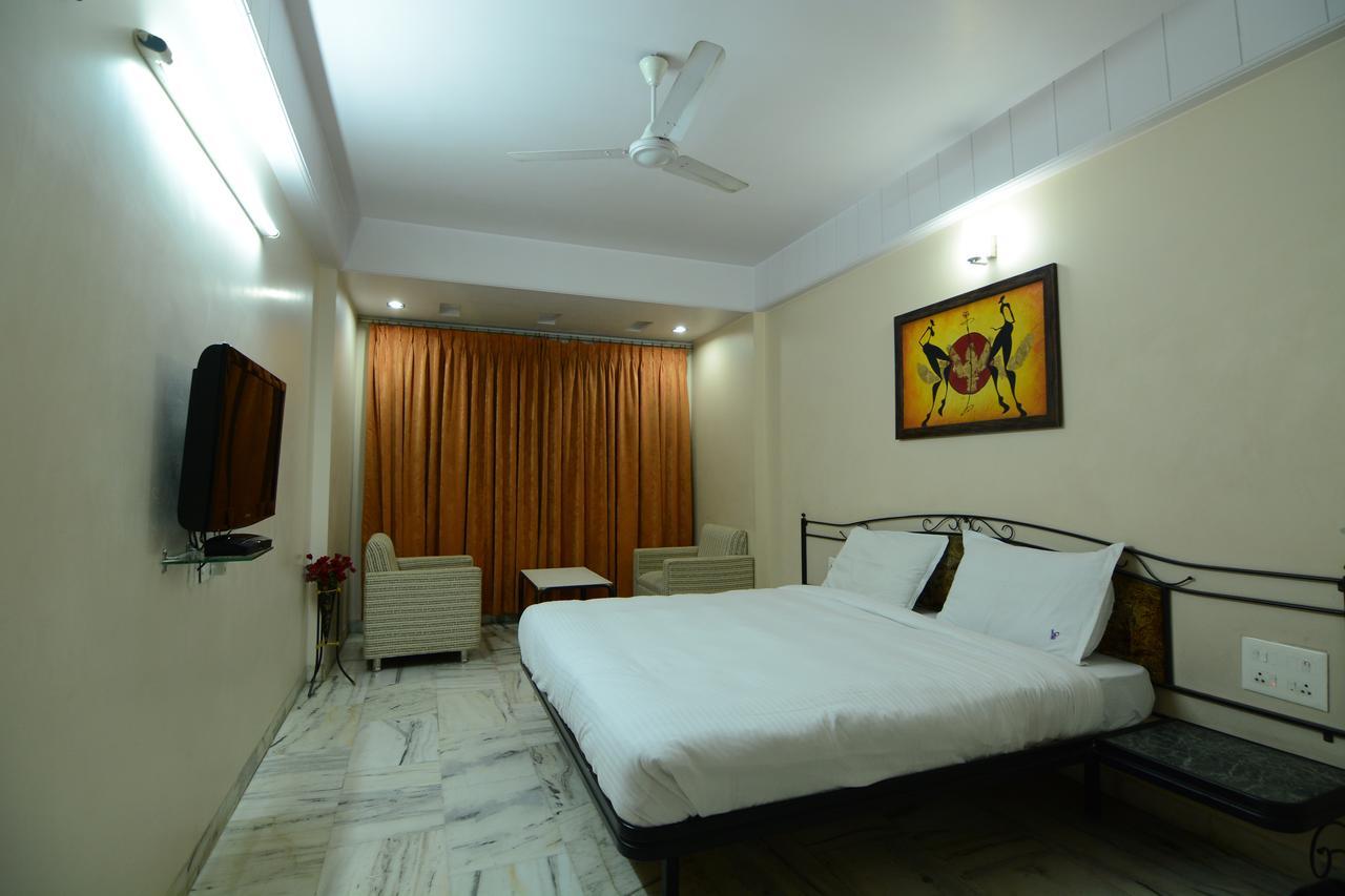 Hotel Vrandavan Nagpur Exterior foto
